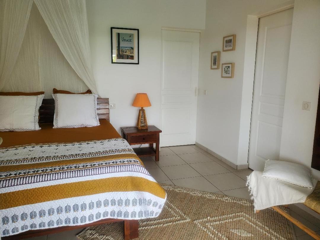 Chambre D'Hote Avec Vue Mer Grand-Bourg  Eksteriør bilde